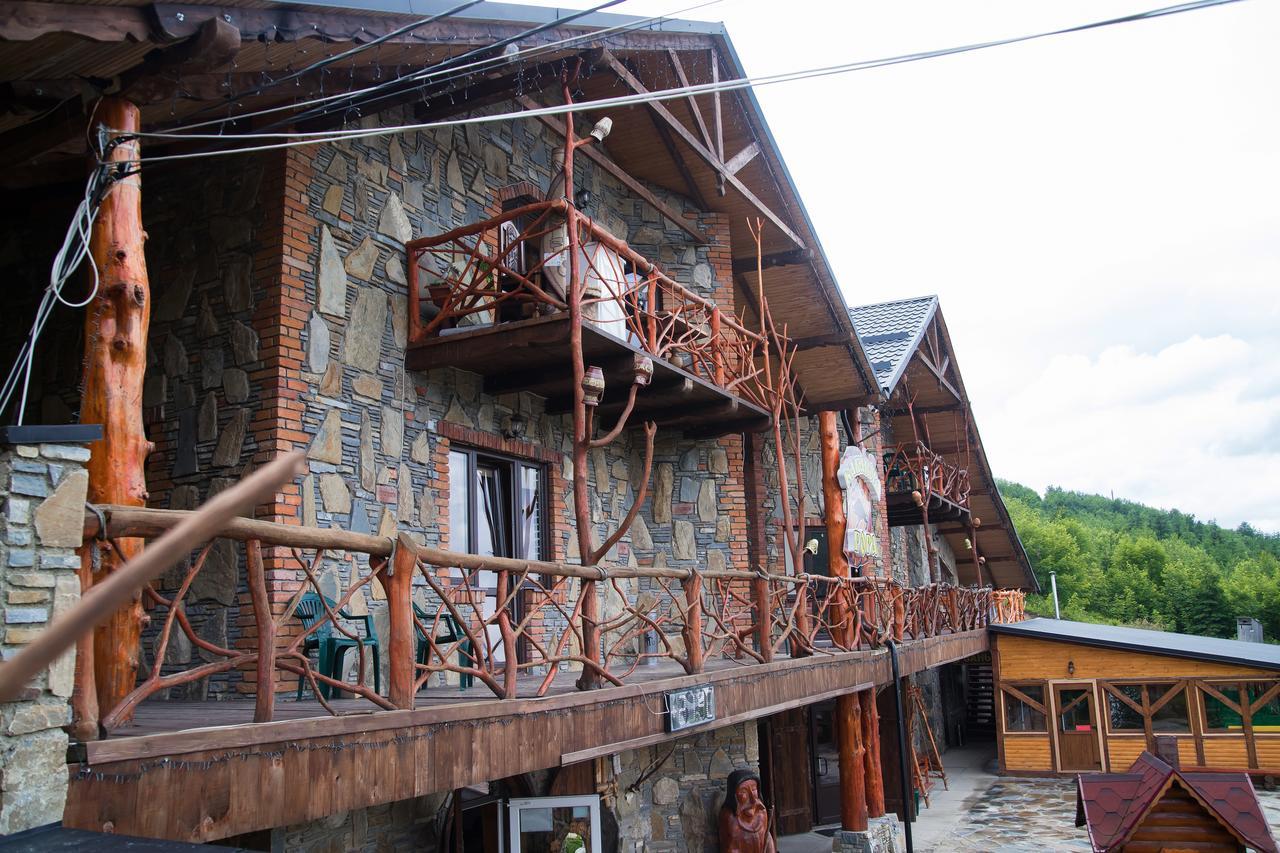Kabanova Gora Guest House Bukovel Bagian luar foto