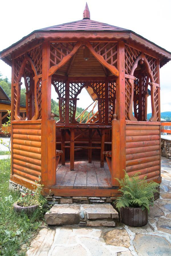 Kabanova Gora Guest House Bukovel Bagian luar foto